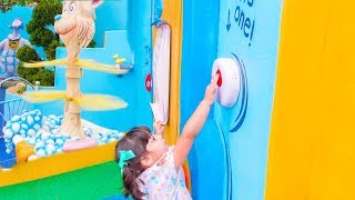 Fun Games at the Park and Rides at Universal Studios Orlando Dr  Seuss Landing  - ZMTW screenshot 1