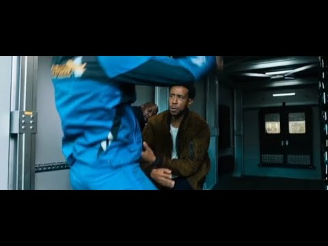 Кадр из фильма «Форсаж 9»