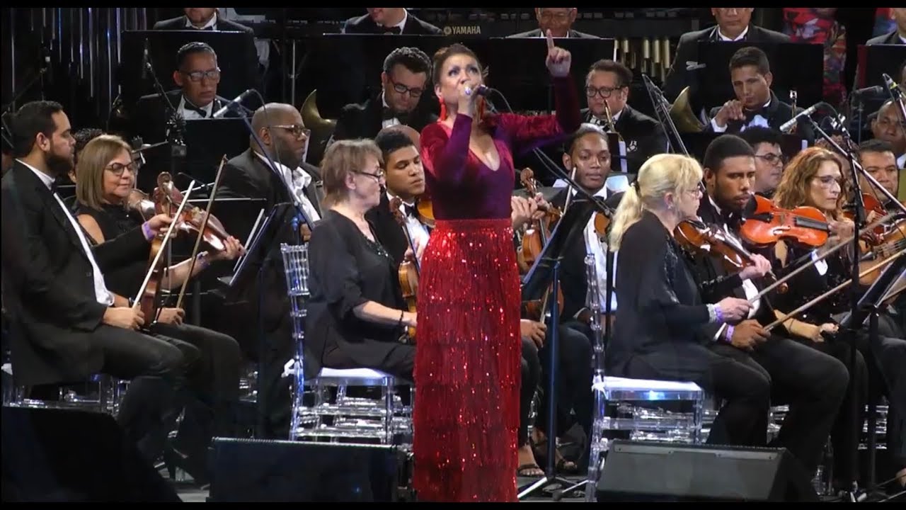 Milly Quezada.- Vive! (En vivo con la Orquesta Sinfónica.) adlı videoyu YouTube'da izle Milly Quezada.- Vive! (En vivo con la Orquesta Sinfónica.) adlı videoyu YouTube'da izle