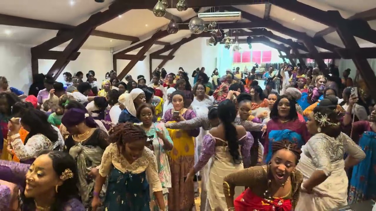 Motamo - M’godro à Saint-Etienne [2025/2026]