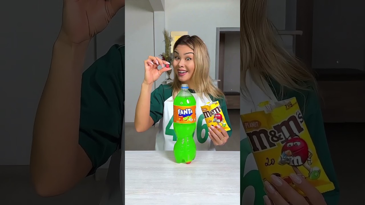 Санта пьёт волшебную фанту 🎅🥤