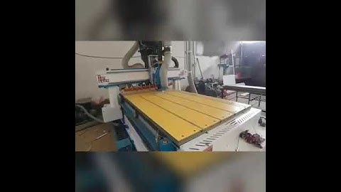 Máy cnc 1 đầu thay dao tự động 12 bộ dao 0983889897
