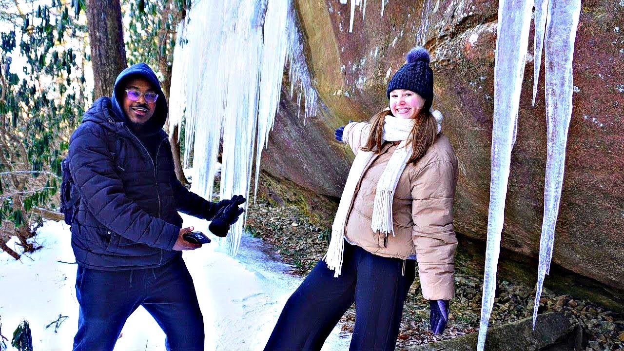 I took my girlfriend on a surprise trip on valentine's