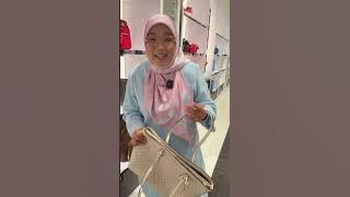 Michael Kors Sheila Multifunction Tote - Super Amazing Sale Merdeka Special 28 Aug 2024