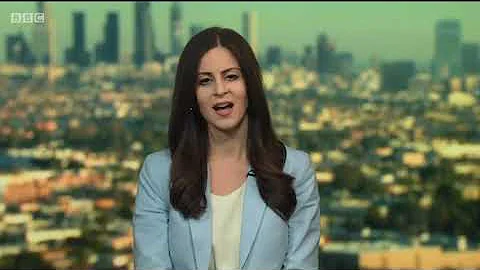 BBC interviewer struggles to control a debate betw...