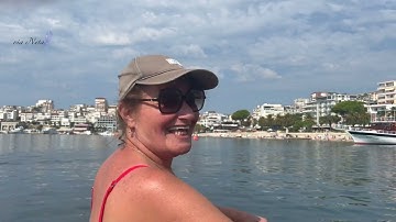 via Neta - The Couple and the Sea