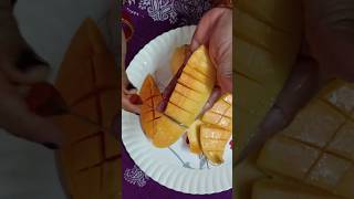 how to cut a mango 19122 #మామిడి #shorts #food #viral #foodie #telugushorts #bommalu
