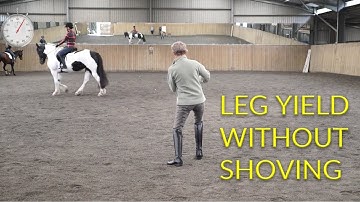 How to leg yield without shoving