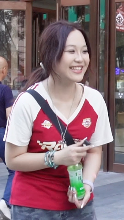 she’s 6ft 3
