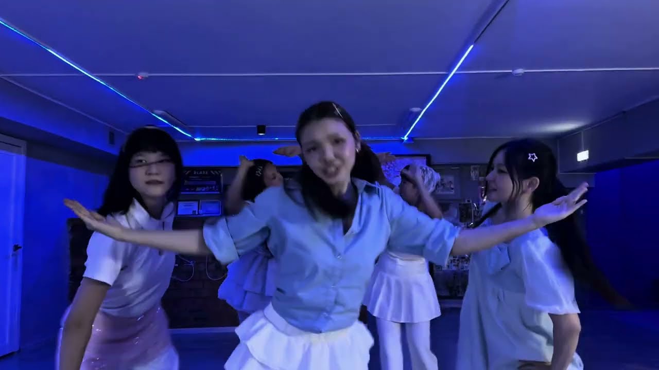 ILLIT – JELLYOUS 🍬 cover by Step by Step