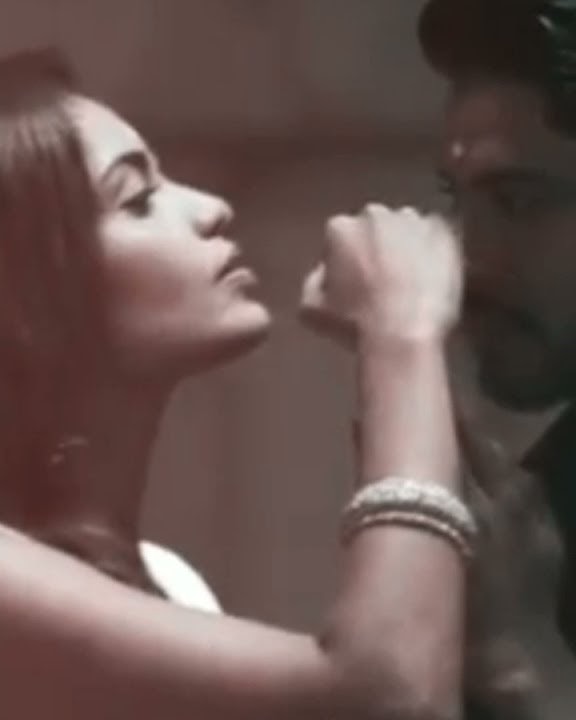 iravukku  nillavaga ne thondrinai song whatsapp status