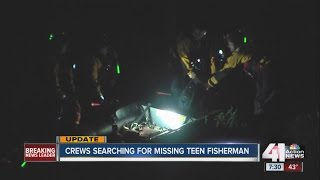Police officers, firefighters search for fisherman who fell into Blue River