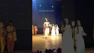 Krishna crowd reaction college..🌸😍 #ytshorts #youtubeshorts #rampwalk #shortsfeed #shorts