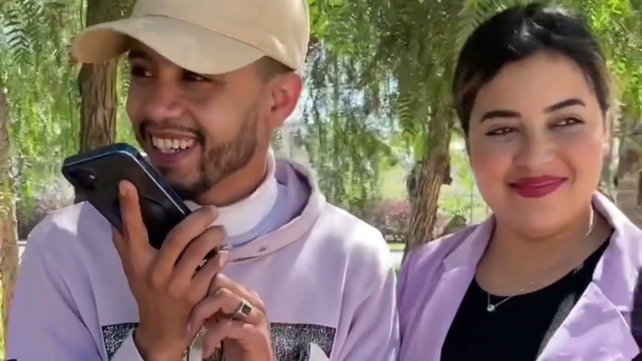 خطيبك حنين حتال هد درجة وكيخسر عليك فلوسو كآملين فحال هدا..؟💵 كيخونك 😂
