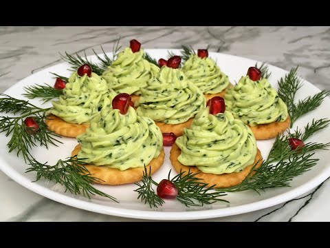 Video: Avocado Herringbone Christmas Appetizer