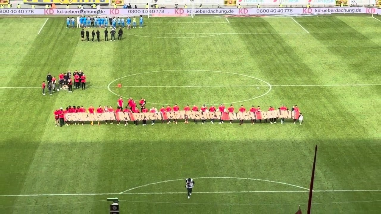 Hansa Rostock Fans böllern sich in Liga 3 !