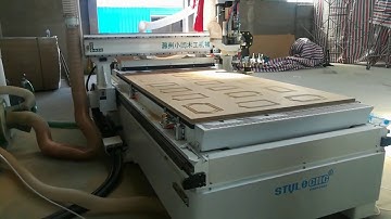 How do you choose the suitable CNC wood router for furniture making?