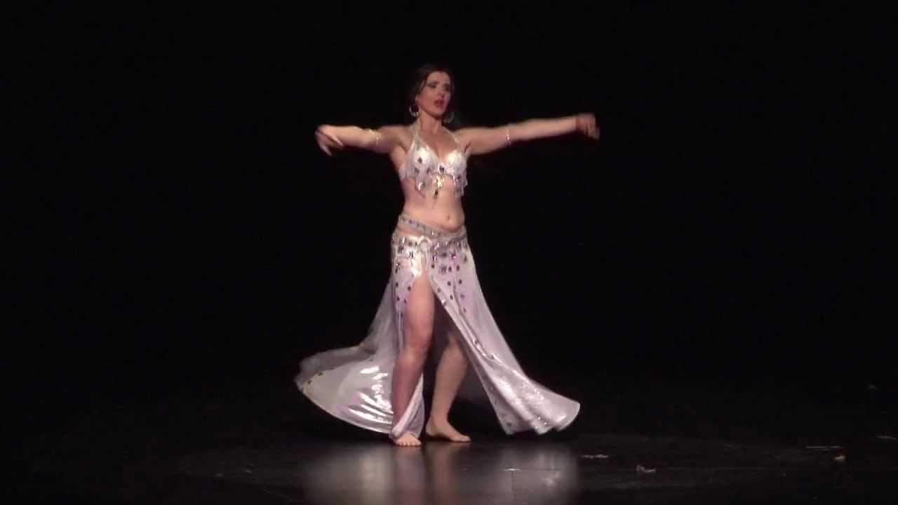 @bailaconmiren Ana Fi Intizarak, (Oum kalthoum)