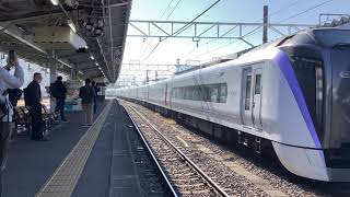 【4K高画質】【長大編成の特急列車✨】E353系モトS114編成+モトS204編成が当駅止まりの特急あずさ1号松本行きとして松本駅4番線に入線するシーン(2025.11.16 9:39)