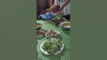 Bữa tiệc của gia đình // Món ăn nhìn hấp dẫn - xin mời cả nhà - tronpiu vlog #shorts