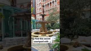 Secret courtyard with ⛲️ in central London