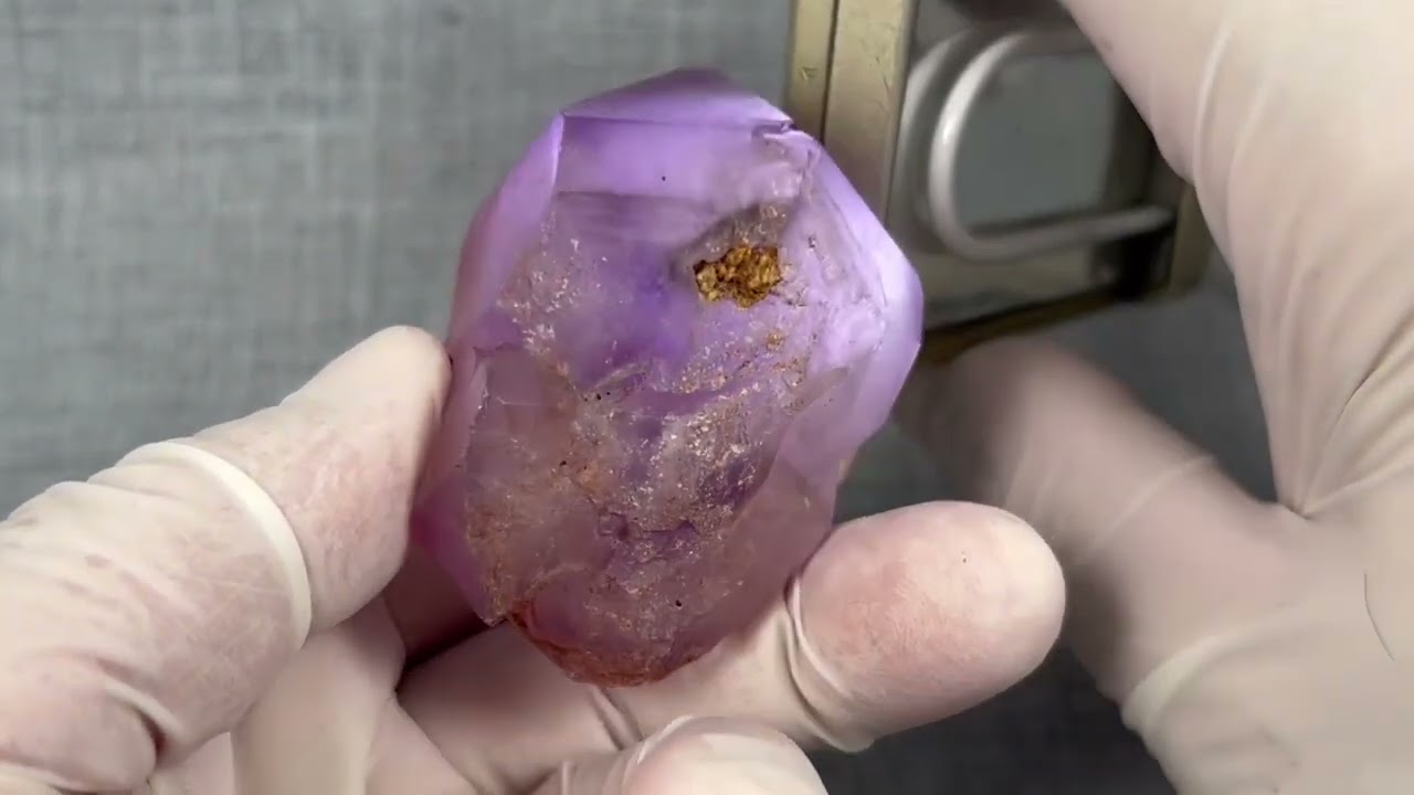ナイジェリア・ナサラワ産アメジスト原石（DT） 113.1g