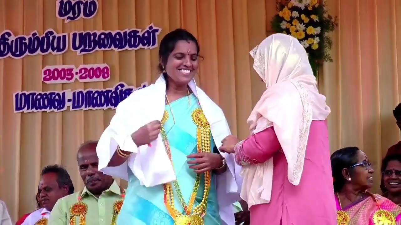 புத்தாம்பூர் அரசு மேல்நிலைப்பள்ளியில் முன்னாள் மாணவர்கள் சந்திப்பு 