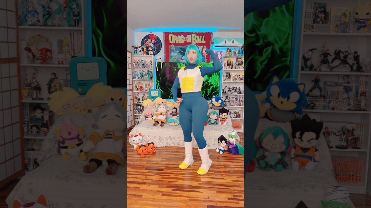Bulma AIN’T playing 😳 #anime #cosplay #youtubeshorts