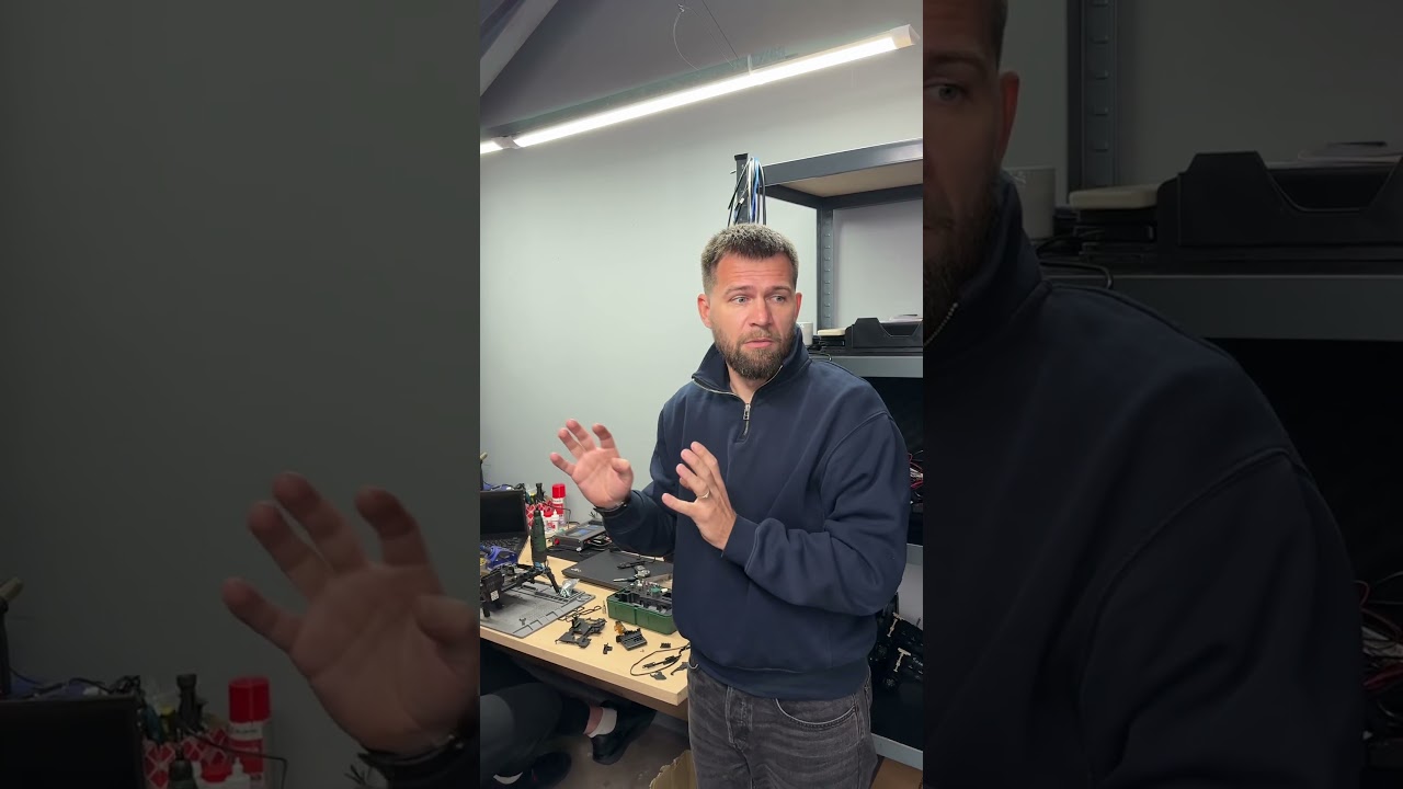 Для записи на курсы по электронике ➕3️⃣4️⃣6️⃣5️⃣5️⃣1️⃣8️⃣1️⃣0️⃣5️⃣3️⃣ 