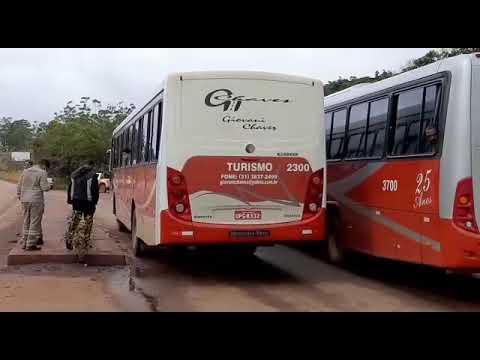 Moradores de Brumadinho fecham entrada da Mina da Jangada em protesto  contra decisão da Vale, Minas Gerais