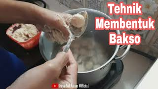 How to Make Meatballs by Hand