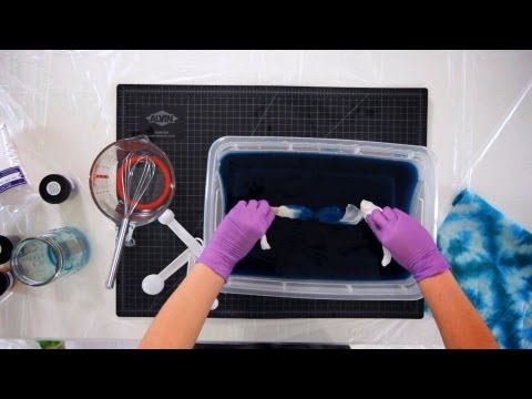 Vidéo: Comment teindre avec un colorant réactif pour fibres ?