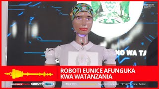 ROBOTI EUNICE AZUNGUMZA NA DAILY NEWS DIGITAL ATOA UJUMBE MZITO