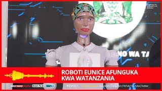 ROBOTI EUNICE AZUNGUMZA NA DAILY NEWS DIGITAL ATOA UJUMBE MZITO image