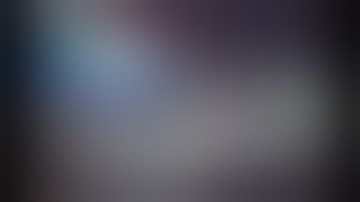 BANDITZ VLOG - EP.1 JUMPING OFF A MOVING TRAIN IN CANARY WHARF