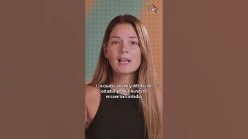 Interacción nuclear fuerte a través de la Cromodinámica Cuántica.