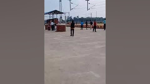 Kodarma madhupur train at new giridih railway station