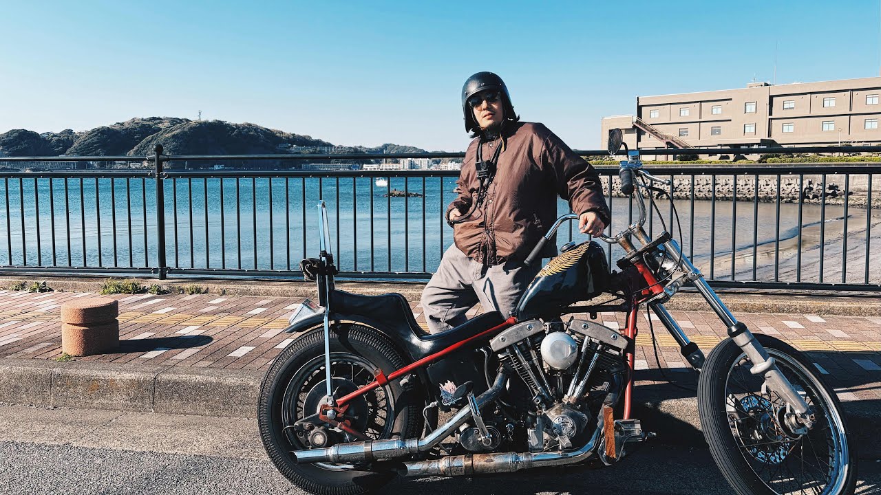 ハーレーダビッドソン　レトロ　一人旅　荒野 I like to spend my days off riding along the coast | Harley