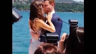 Hande Erçel Kerem Bursin öpüşme sahnesi kamera arkası