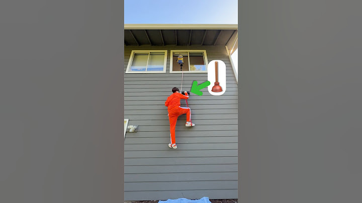 Climbing with suction cups