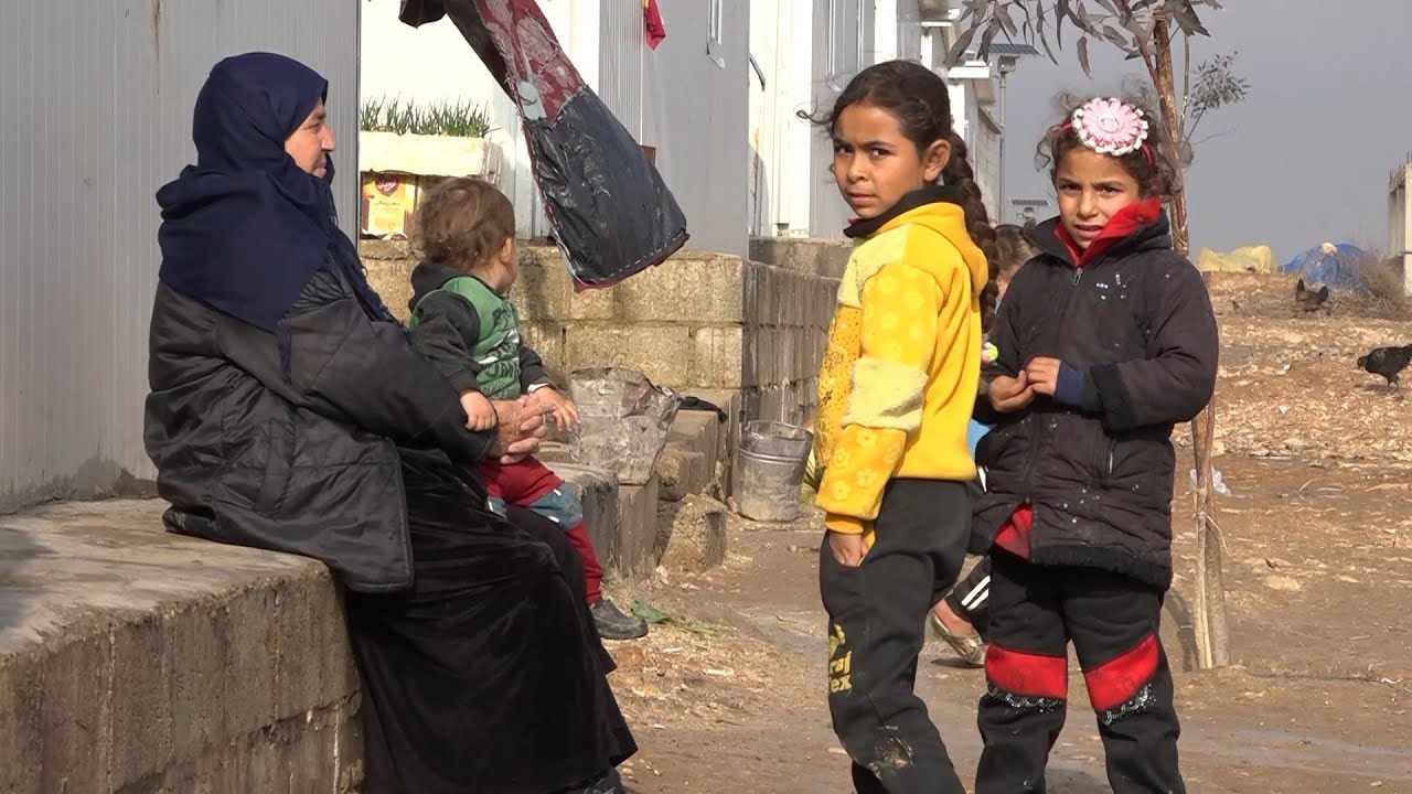 مئات العوائل بلا تدفئة في سكن البرازية شرقي حلب