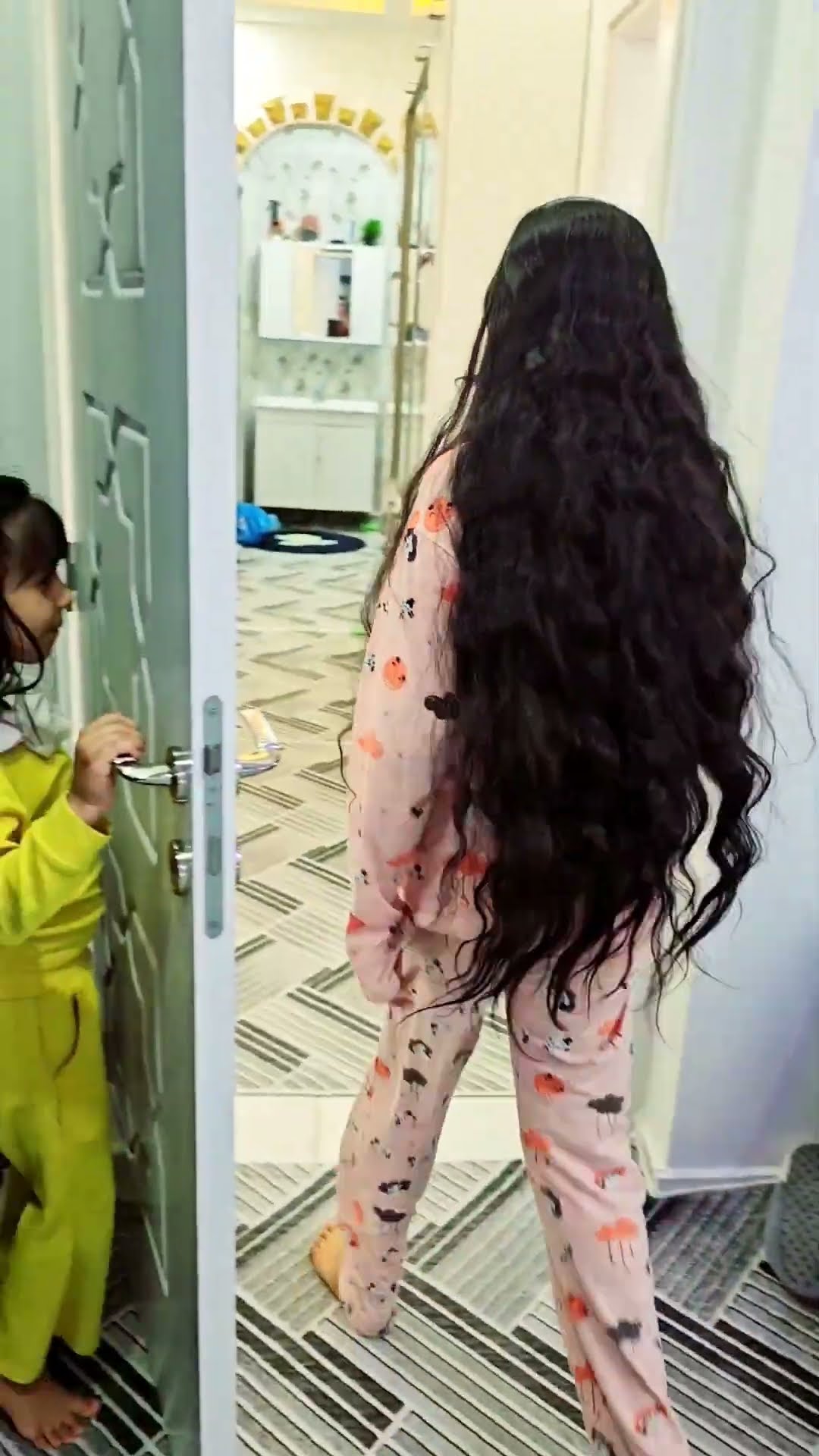 هيلين وليليان?