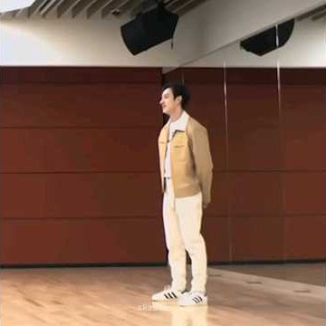 Chan watching his 7 kids vs them watching Chan 😭💕 #bangchan #straykids #skz #ot8