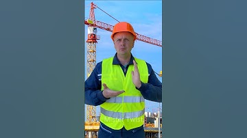 Crane Operator Fails! Chaos on Construction Site 😱