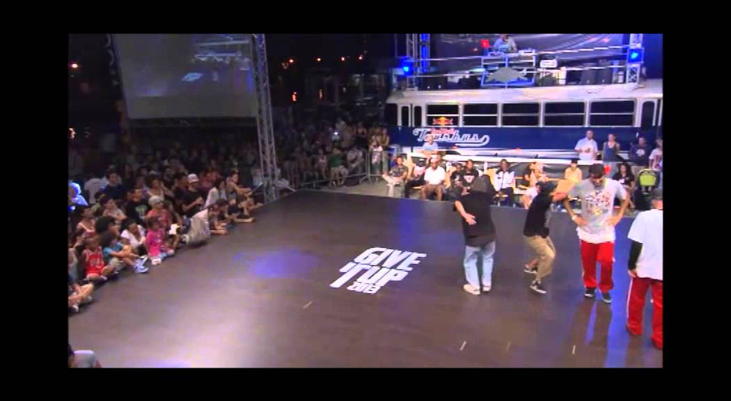 breaking free Marco & Cresh vs Raf & BNZ - Hip Hop Final - Give It Up @The Week 2013