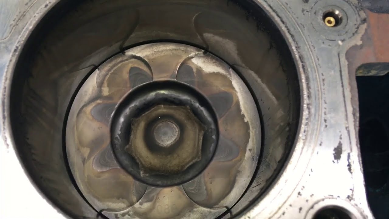 Cracked Piston Confusion - Some Dont Know