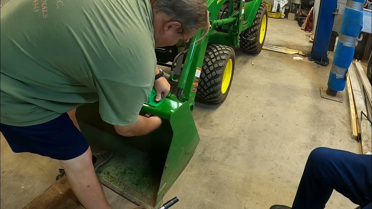 Bucket Hooks from Amazon Installed on 2025R John Deere by an amature