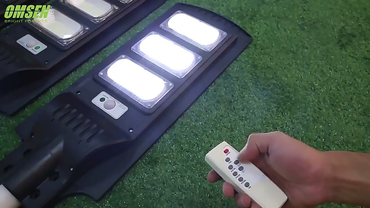 Four-Head Solar Street Light (Single-Row or Double-Row Configuration)