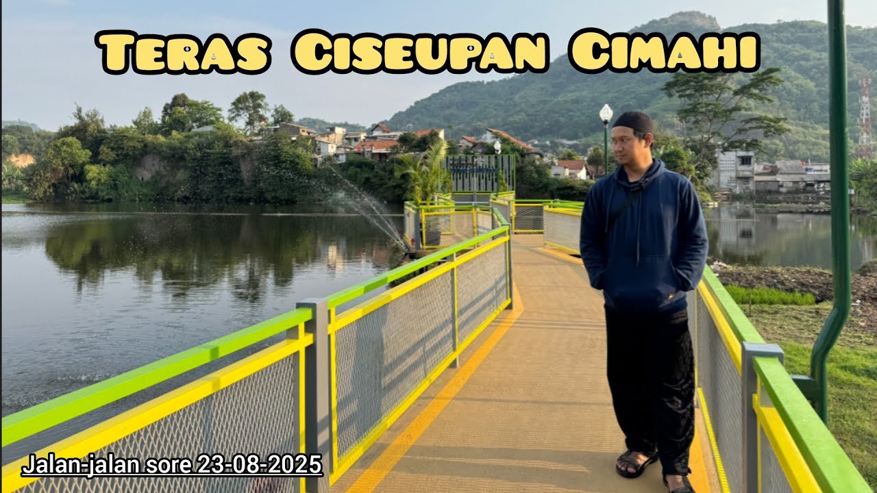 Kulineran sambil menikmati senja di 