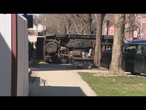 4 adults, 1 newborn in hospital after shooting, car crash in Auburn Gresham